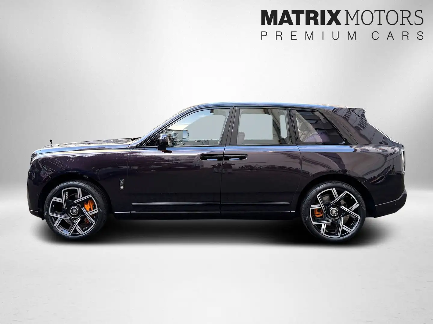 2024 Rolls-Royce Cullinan, schwarz, 10.825 km, Deutschland — Foto 6 z 12