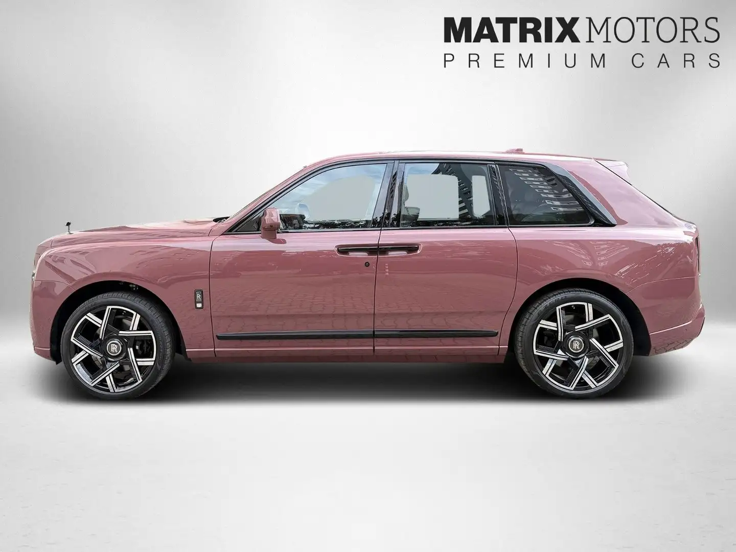 2024 Rolls-Royce Cullinan, schwarz, 11.133 km, Deutschland — Foto 6 z 12