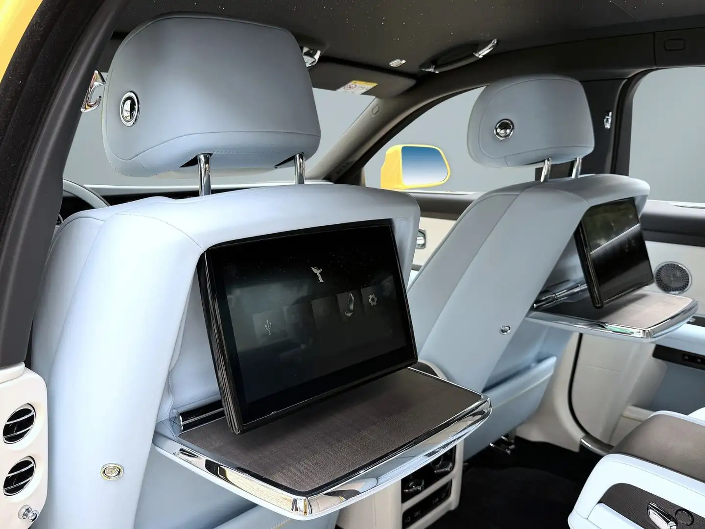 2024 Rolls-Royce Ghost, 8.500 km, Deutschland — Foto 8 z 12