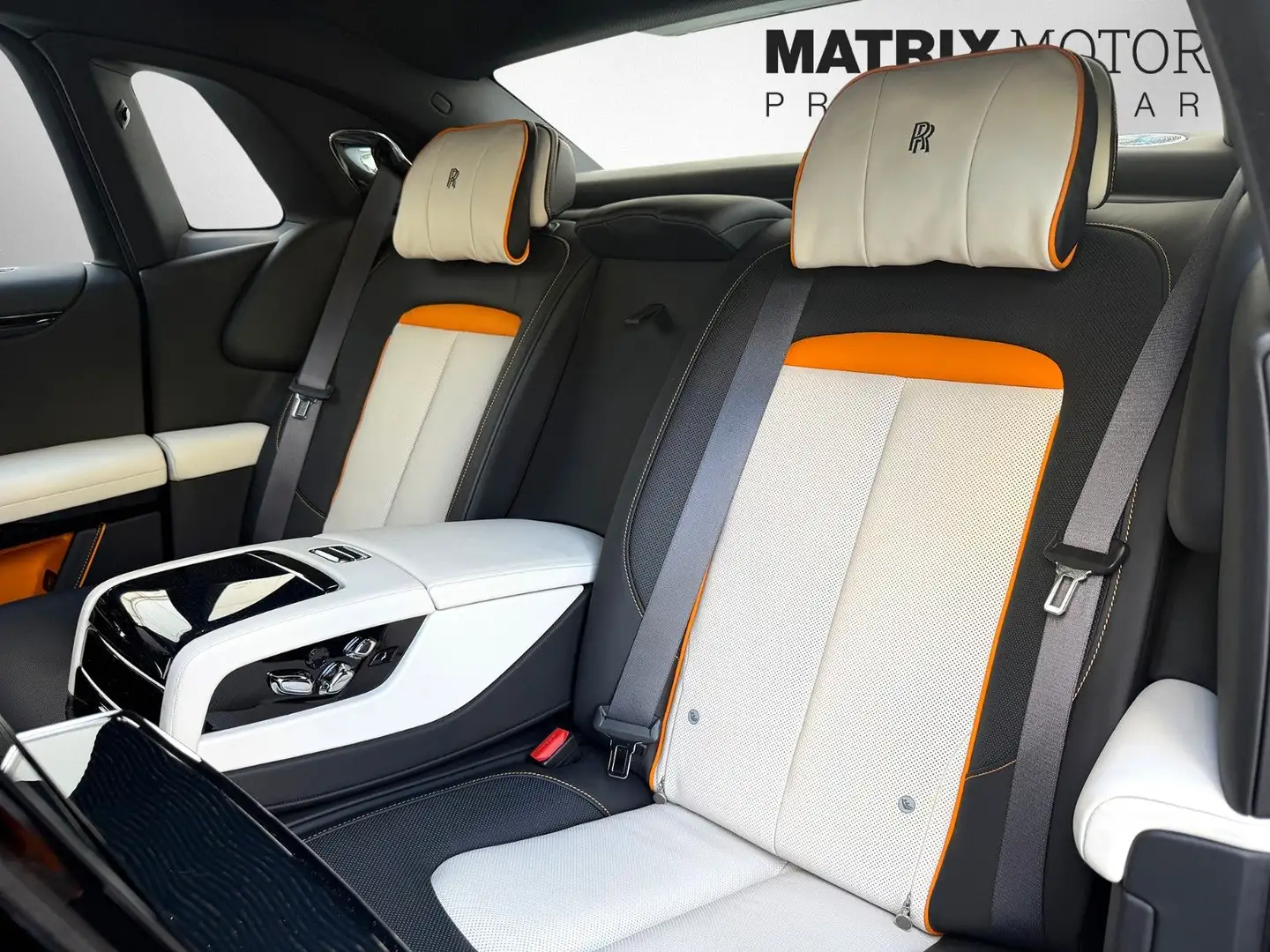 2024 Rolls-Royce Ghost, 12.265 km, Deutschland — Foto 8 z 12