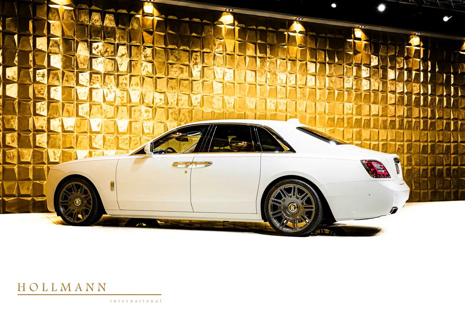 2023 Rolls-Royce Ghost, 880 km, Deutschland — Foto 6 z 12