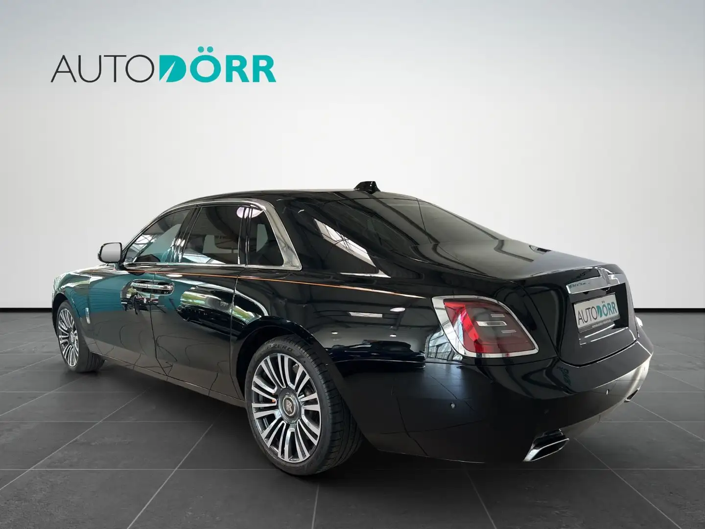 2023 Rolls-Royce Ghost, 37.400 km, Deutschland — Foto 4 z 12