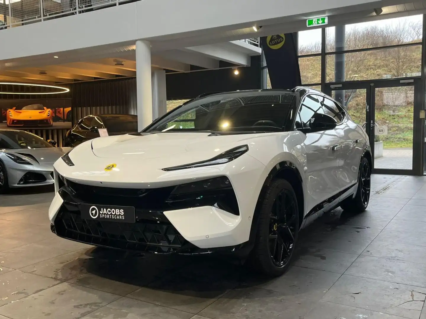 2026 Lotus Eletre, 3.555 km, Deutschland — Foto 1