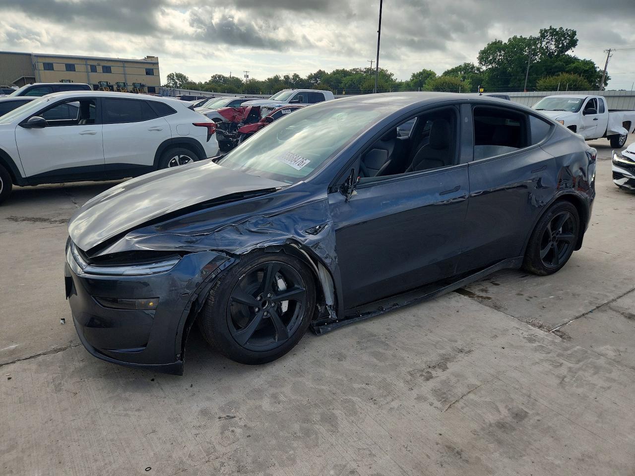 2026 Tesla MODEL Y, CHARCOAL, 8.180 km, Import USA — Foto 1