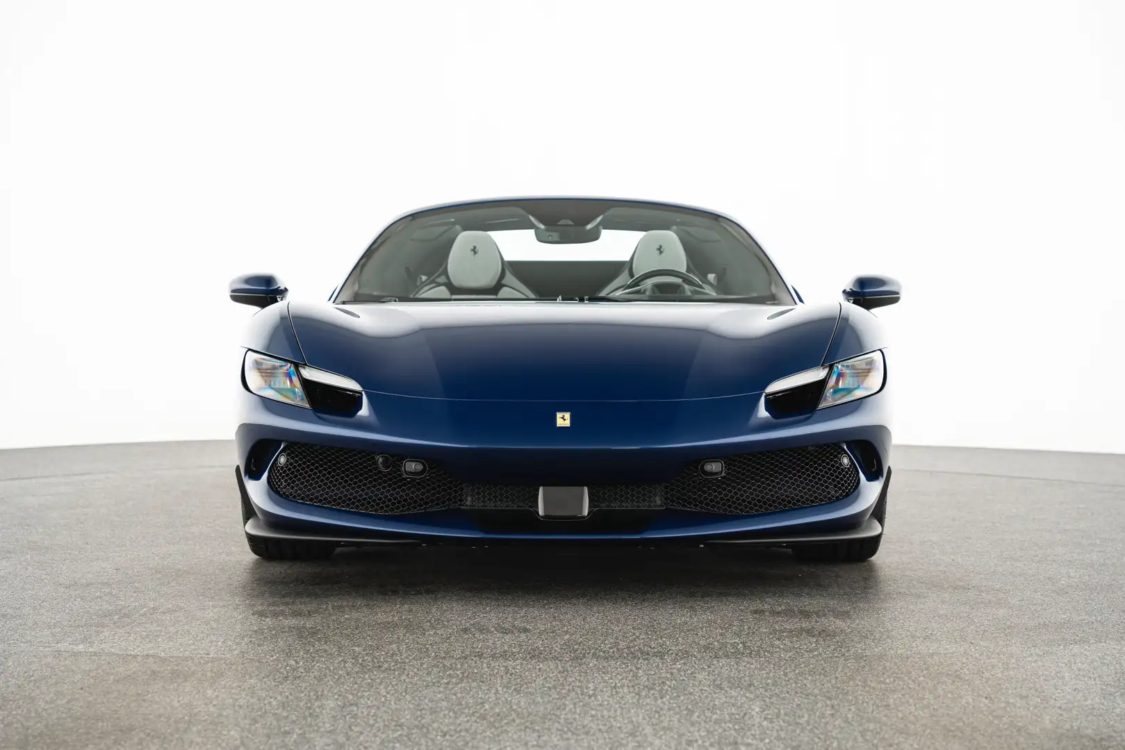 2025 Ferrari 296, 3.645 km, Österreich — Foto 2 z 12