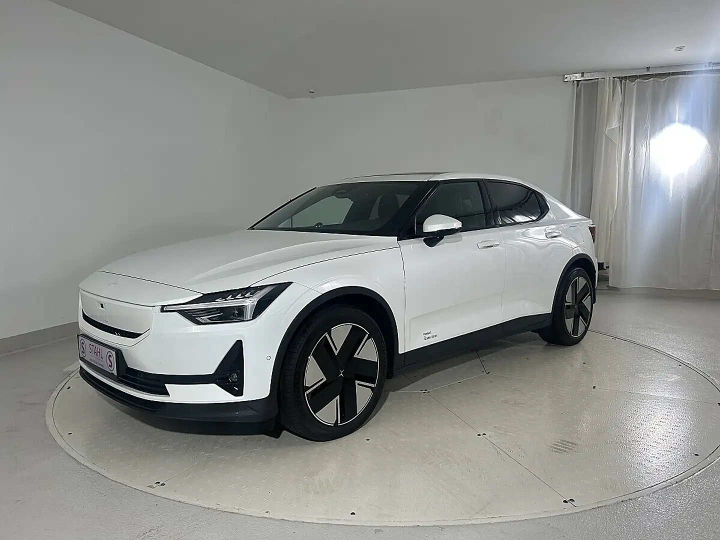 2026 Polestar 2, 5.000 km, Österreich — Foto 5 z 12