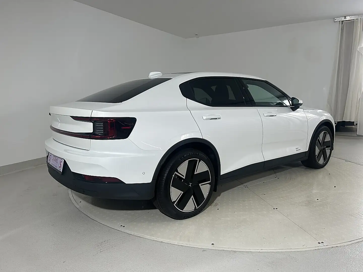 2026 Polestar 2, 5.000 km, Österreich — Foto 7 z 12