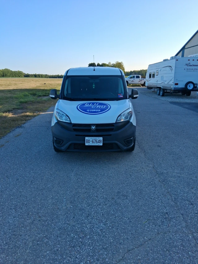 2017 RAM Promaster City, weiß, 219.231 km, Import Kanada — Foto 2 z 5