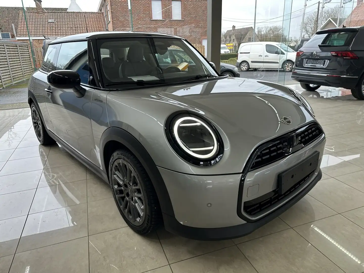 2024 MINI Cooper C, 26.022 km, Belgie — Foto 1