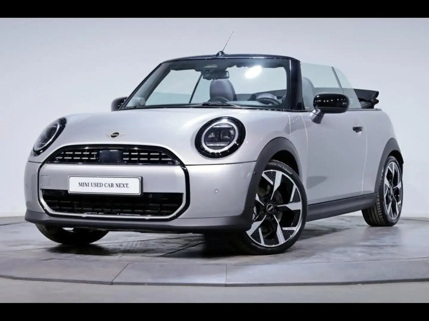 2025 MINI Cooper, 8.740 km, Belgie — Foto 1