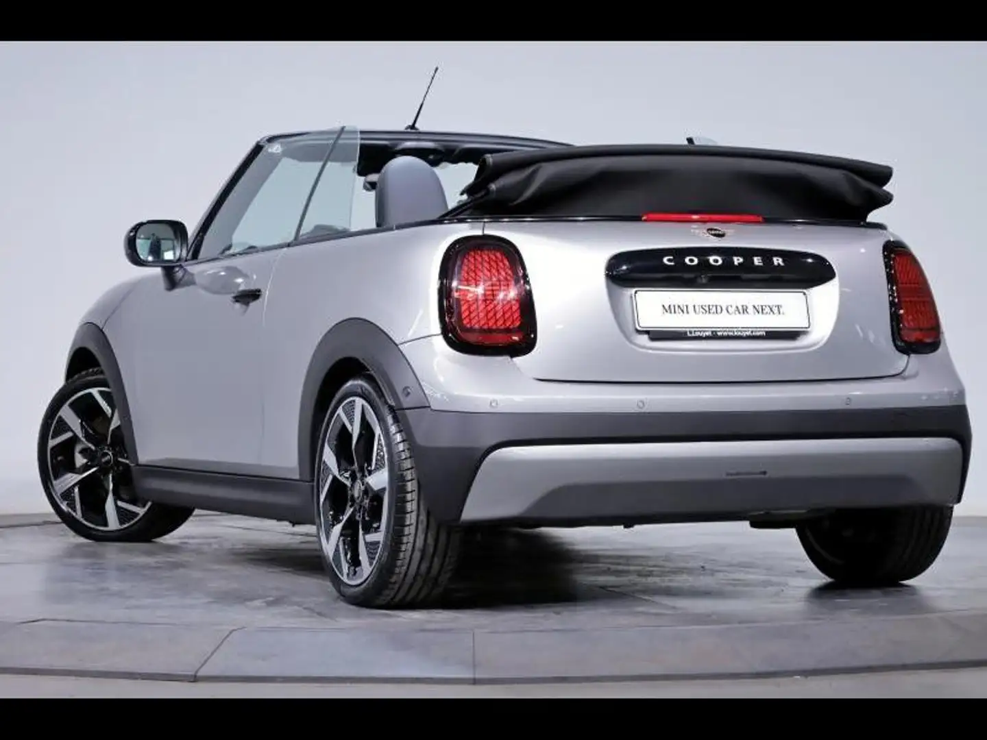 2025 MINI Cooper, 8.740 km, Belgien — Foto 5 z 12