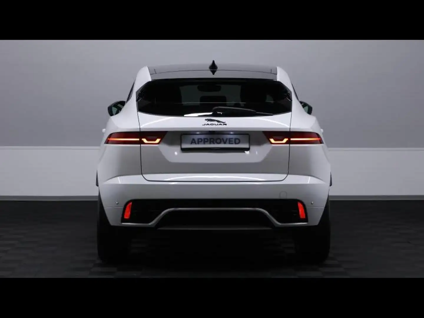2024 Jaguar E-Pace, 24.657 km, Belgien — Foto 5 z 12