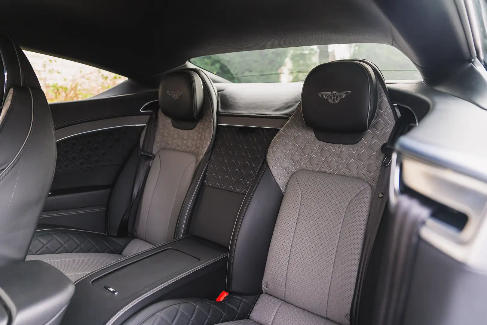 2019 Bentley Continental, 49.000 km, Belgien — Foto 9 z 12