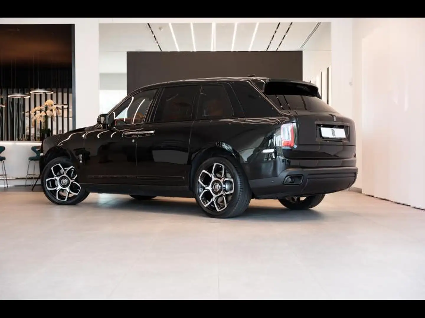 2024 Rolls-Royce Cullinan, schwarz, 7.500 km, Belgien — Foto 5 z 12