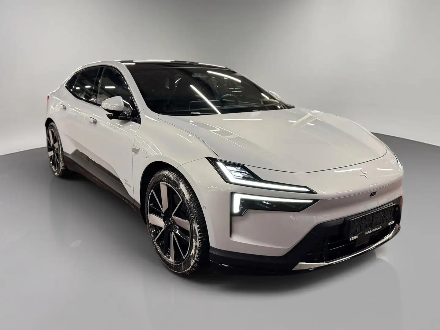 2025 Polestar 4, 4.100 km, Belgien — Foto 5 z 12