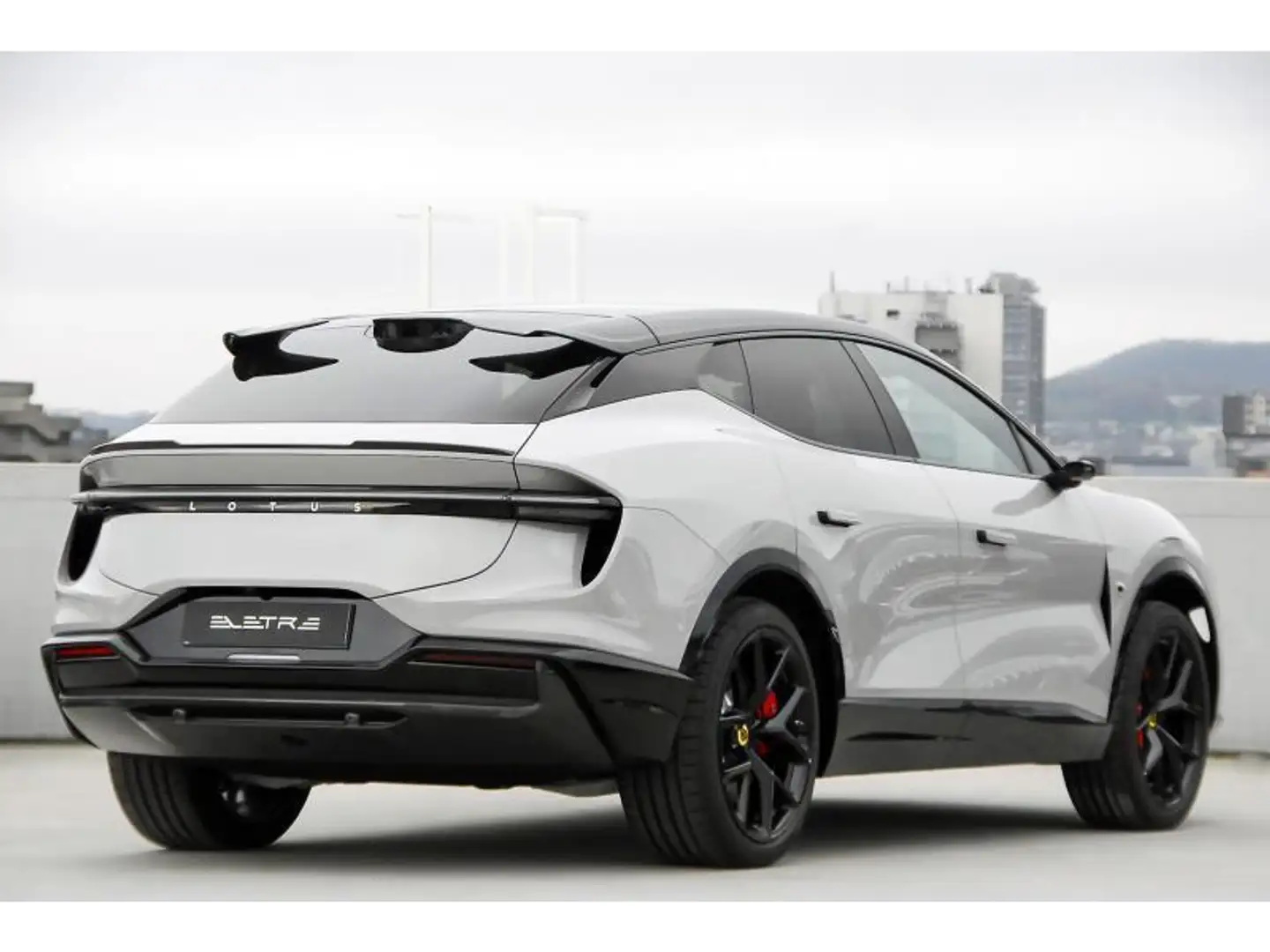 2024 Lotus Eletre, grau, 10 km, Belgien — Foto 6 z 12
