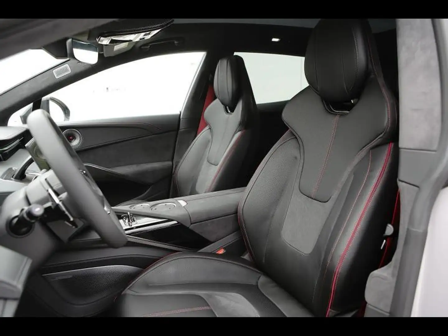 2024 Lotus Eletre, grau, 10 km, Belgien — Foto 11 z 12