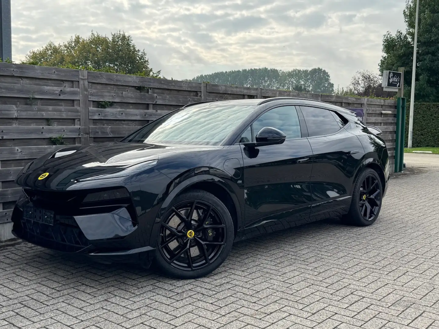 2024 Lotus Eletre, 57.838 km, Belgien — Foto 6 z 12
