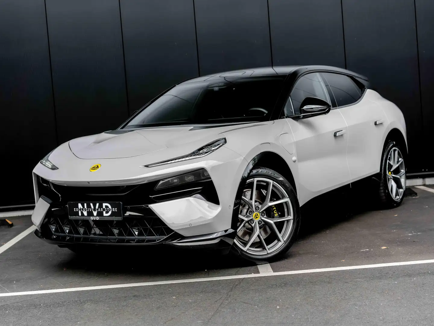 2023 Lotus Eletre, 18.000 km, Belgien — Foto 1
