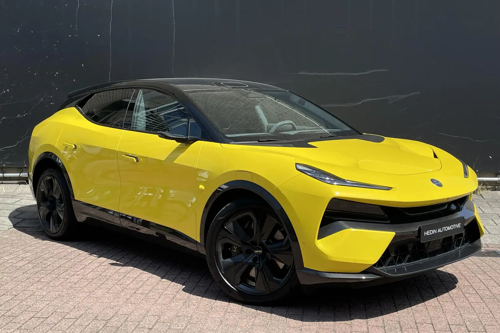 2025 Lotus Eletre, 3.476 km, Belgien — Foto 9 z 12