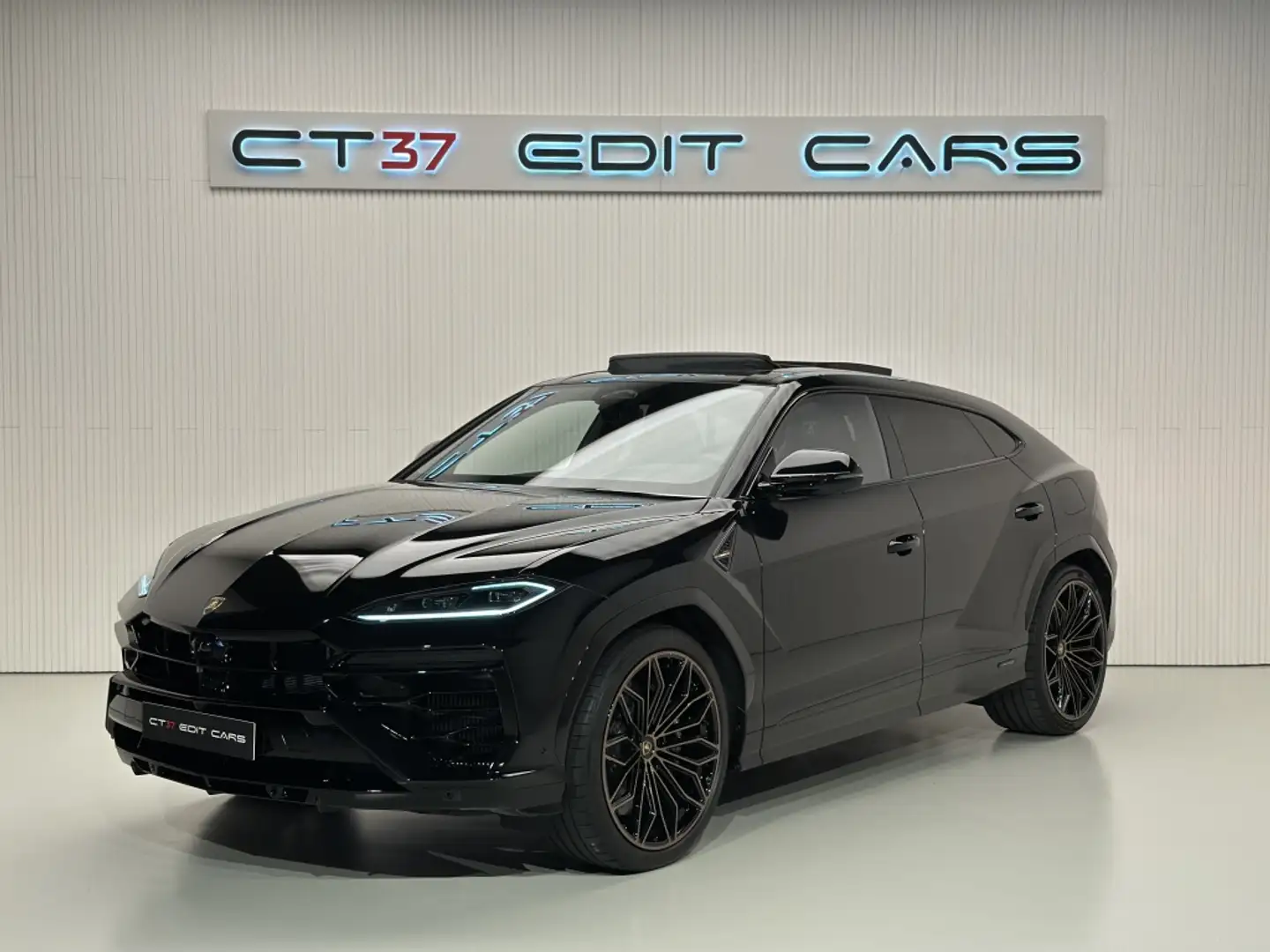 2026 Lamborghini Urus, 90 km, Spanien — Foto 1