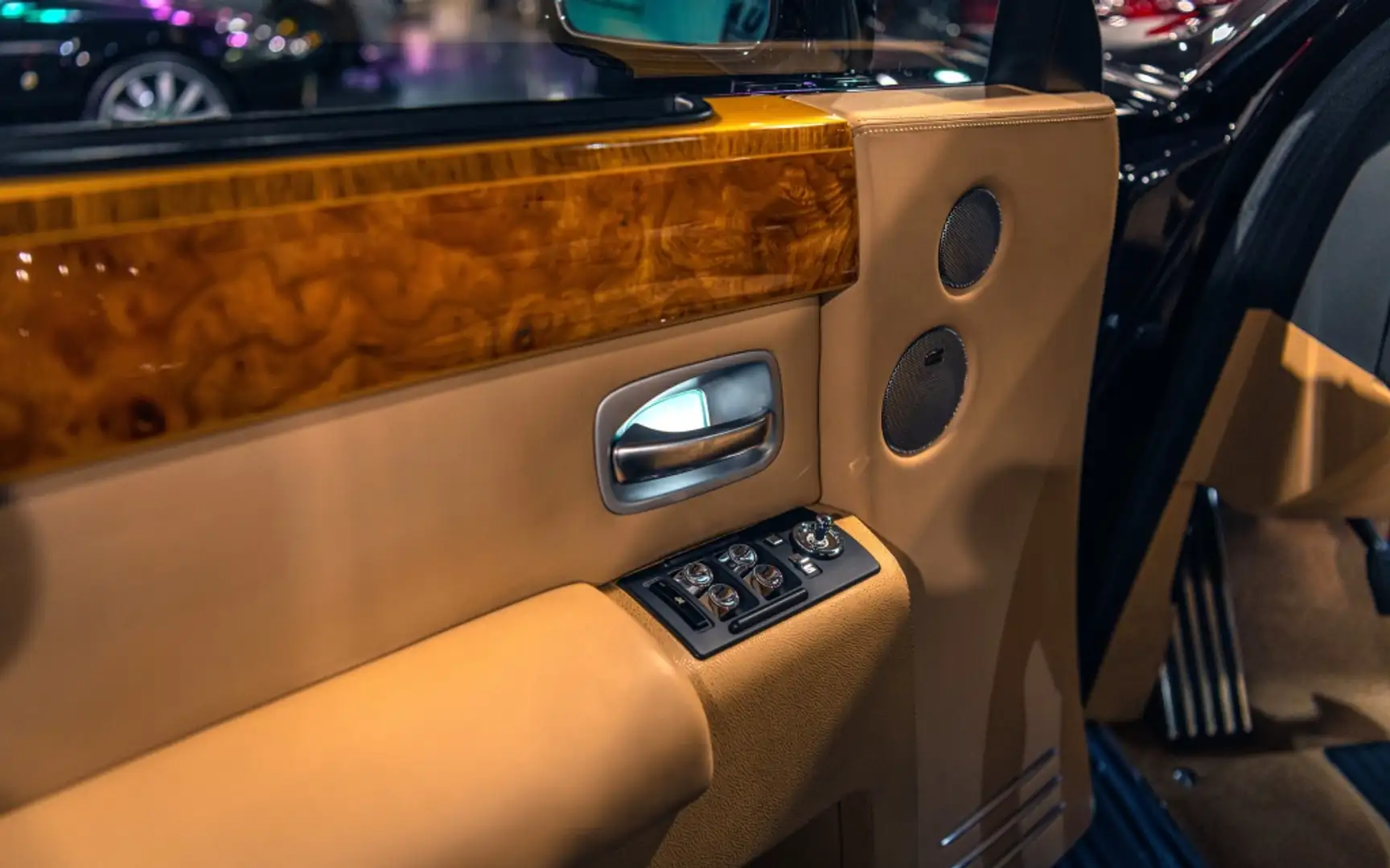 2004 Rolls-Royce Phantom, 47.200 km, Spanien — Foto 11 z 12