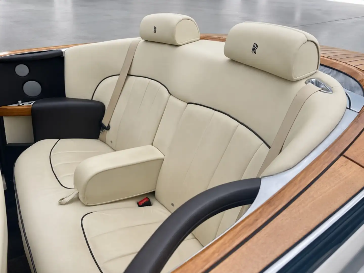 2014 Rolls-Royce Phantom, 52.000 km, Spanien — Foto 7 z 8