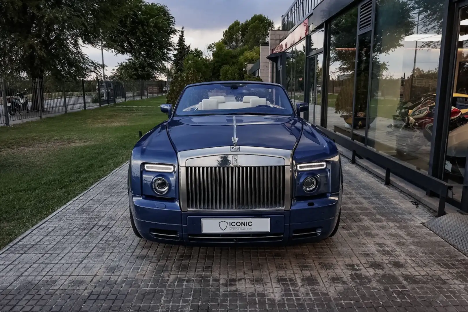 2011 Rolls-Royce Phantom, 45.000 km, Spanien — Foto 3 z 12