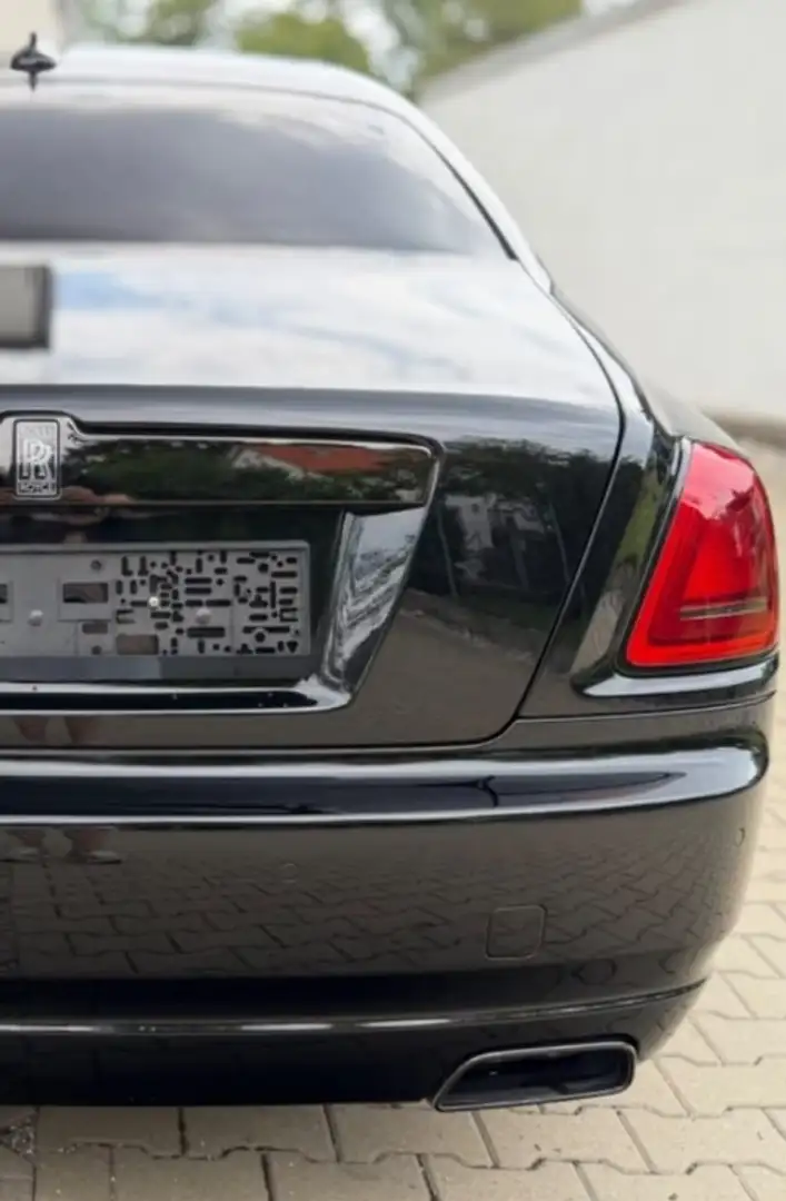 2018 Rolls-Royce Ghost, 44.850 km, Spanien — Foto 2 z 2
