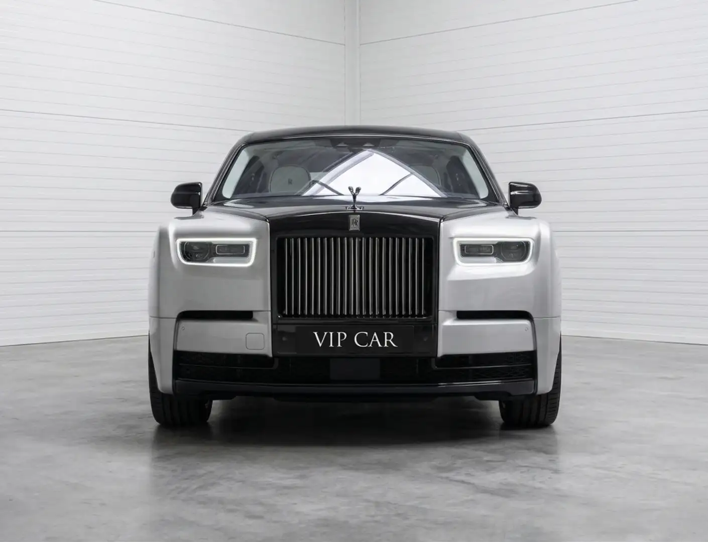 2024 Rolls-Royce Phantom, 100 km, Spanien — Foto 2 z 12