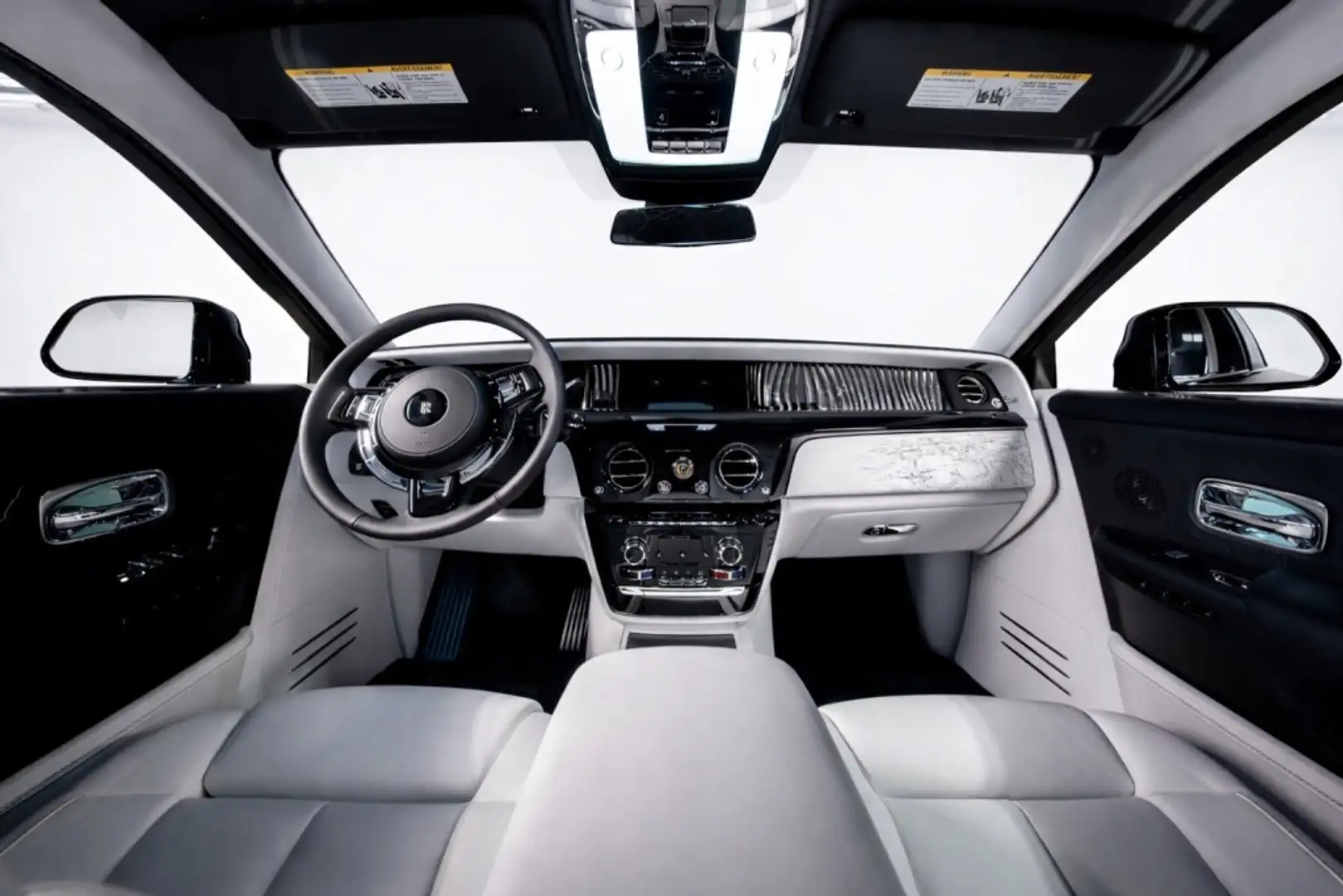 2024 Rolls-Royce Phantom, 100 km, Spanien — Foto 5 z 12