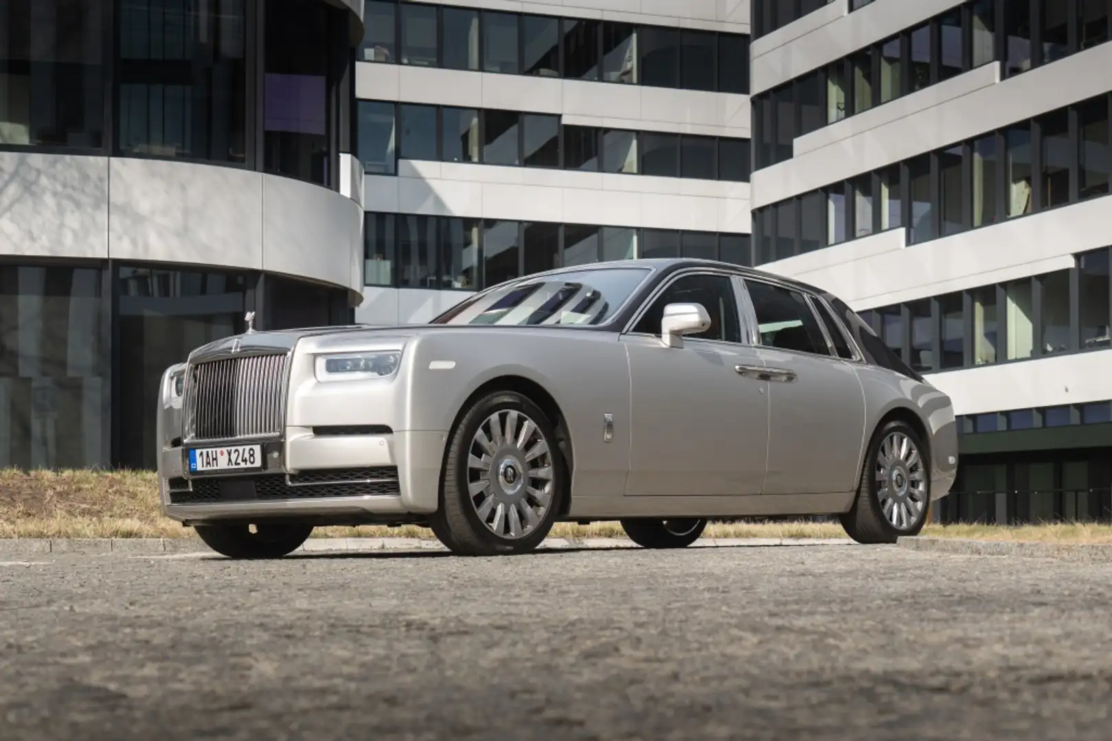 2022 Rolls-Royce Phantom, 52.432 km, Spanien — Foto 1