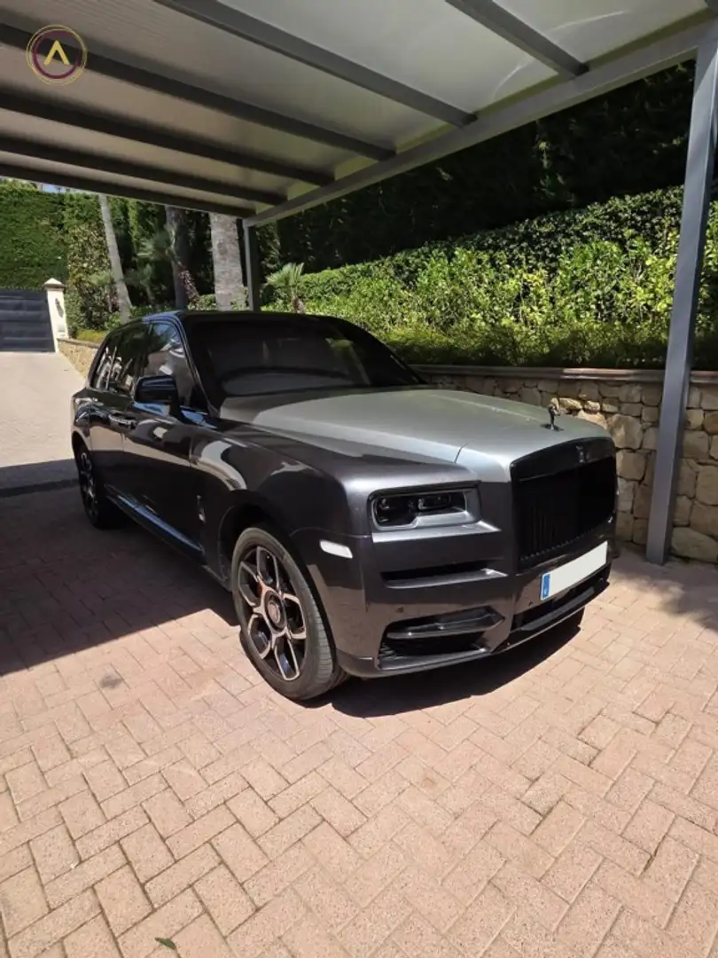 2022 Rolls-Royce Cullinan, schwarz, 10.600 km, Spanien — Foto 2 z 10