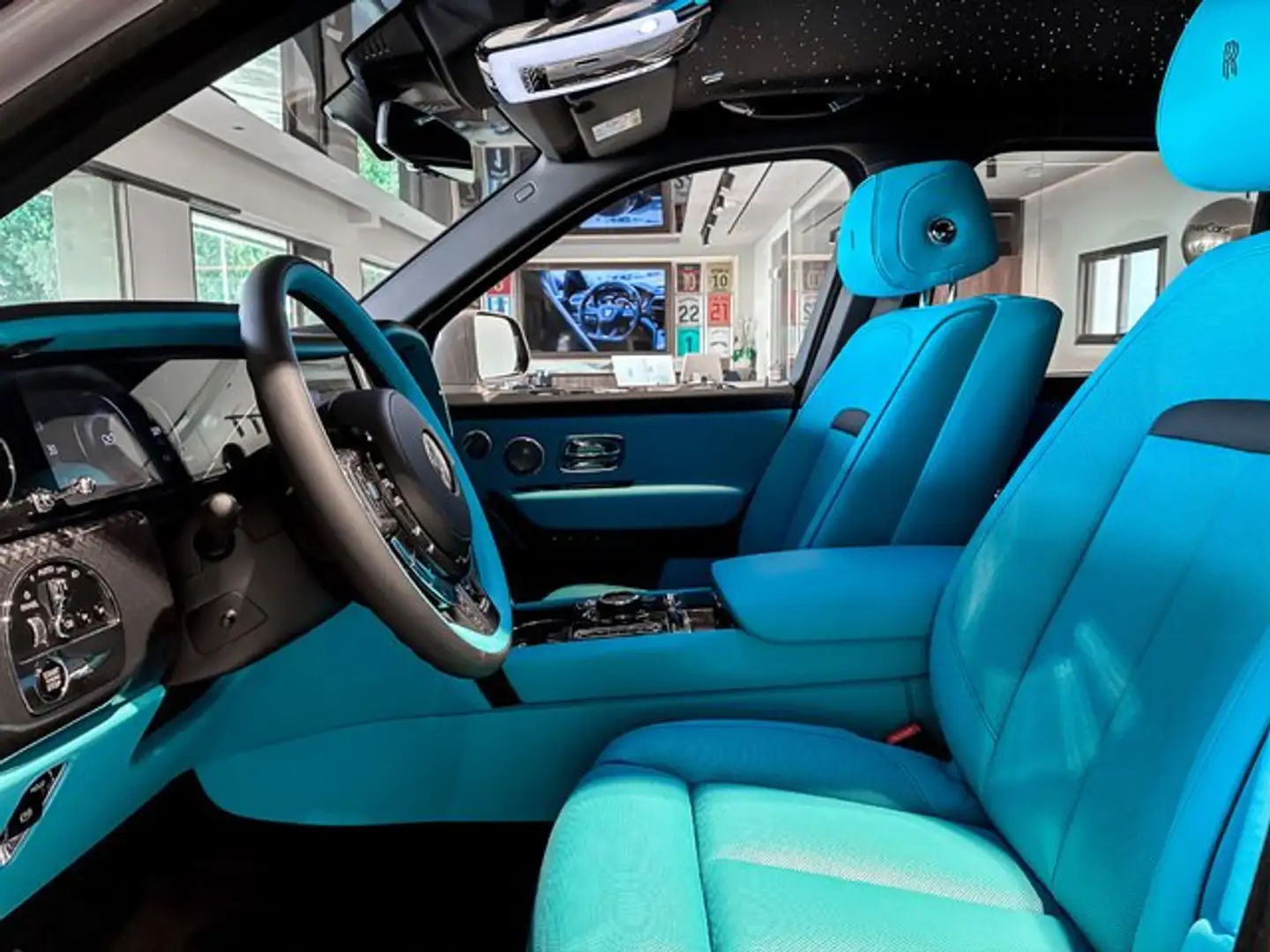 2026 Rolls-Royce Cullinan, 10 km, Spanien — Foto 5 z 12