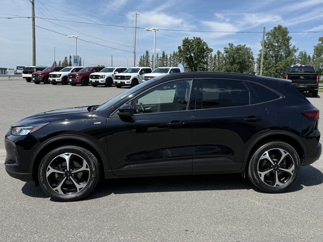 2025 Ford Escape ST-Line Select, schwarz, 21.814 km, Import Kanada — Foto 5 z 5