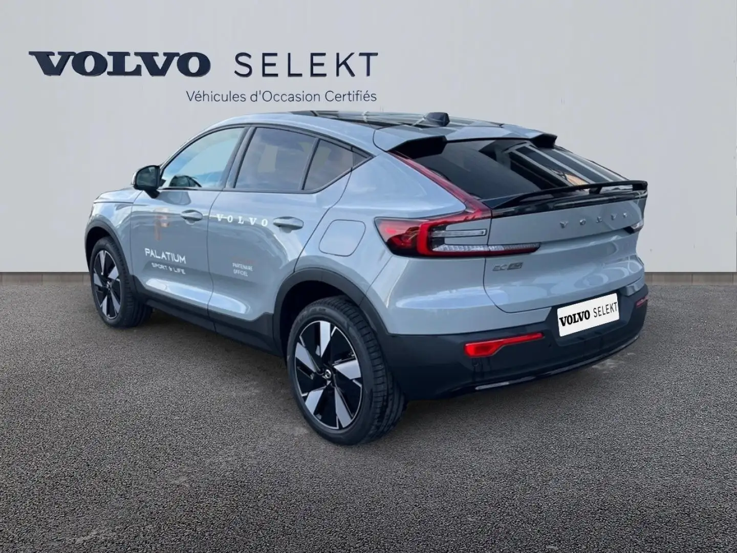 2026 Volvo EC40, 10 km, Frankreich — Foto 3 z 12