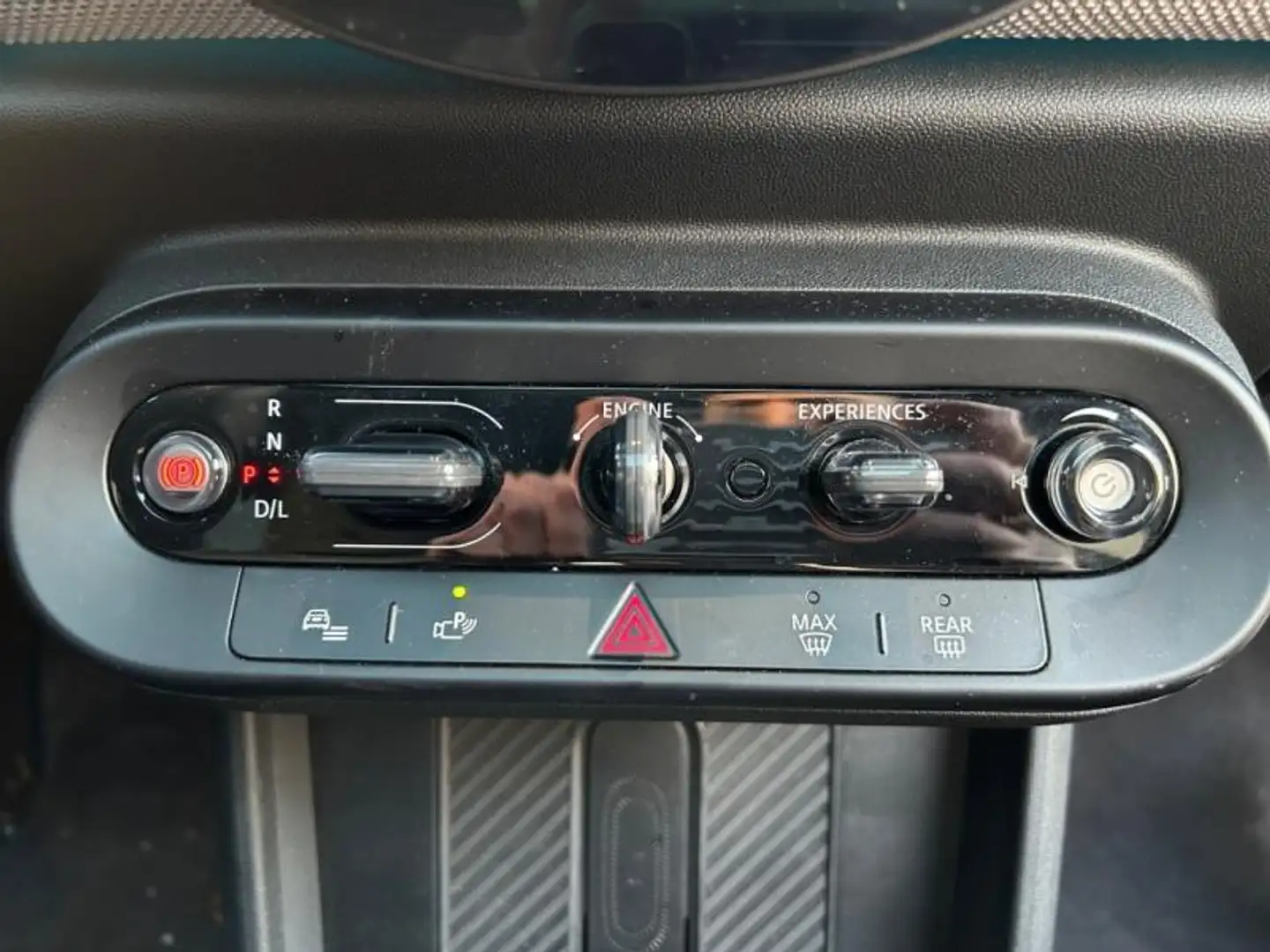 2025 MINI Cooper, 19.038 km, Frankreich — Foto 11 z 12