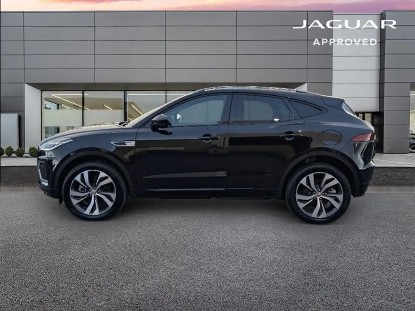 2023 Jaguar E-Pace, 17.780 km, Frankreich — Foto 2 z 12