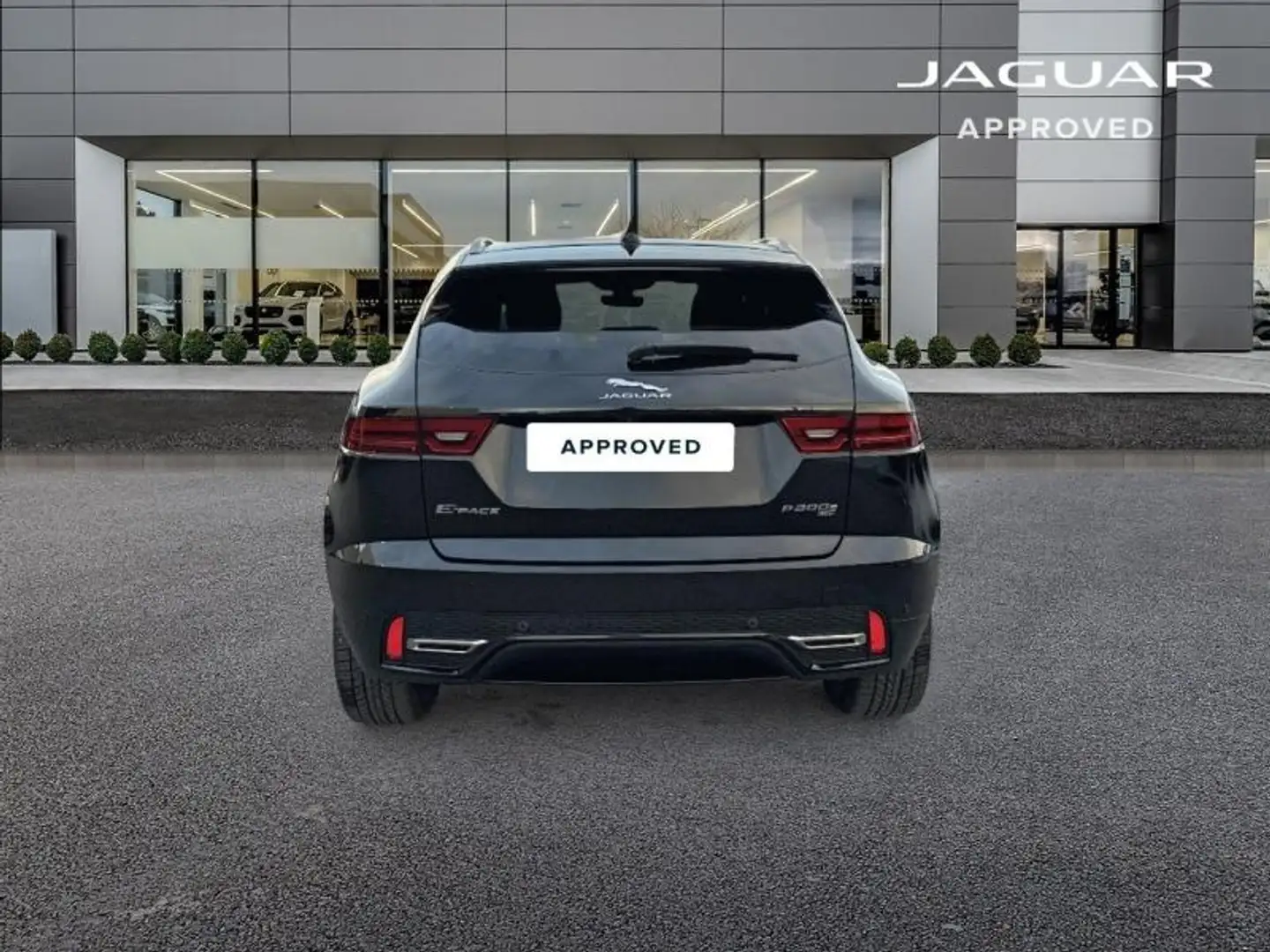 2023 Jaguar E-Pace, 17.780 km, Frankreich — Foto 4 z 12