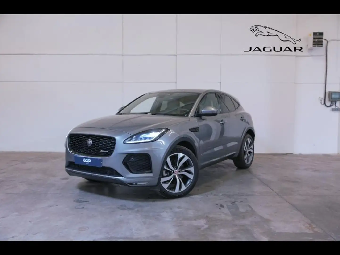 2022 Jaguar E-Pace, 32.000 km, Frankreich — Foto 1