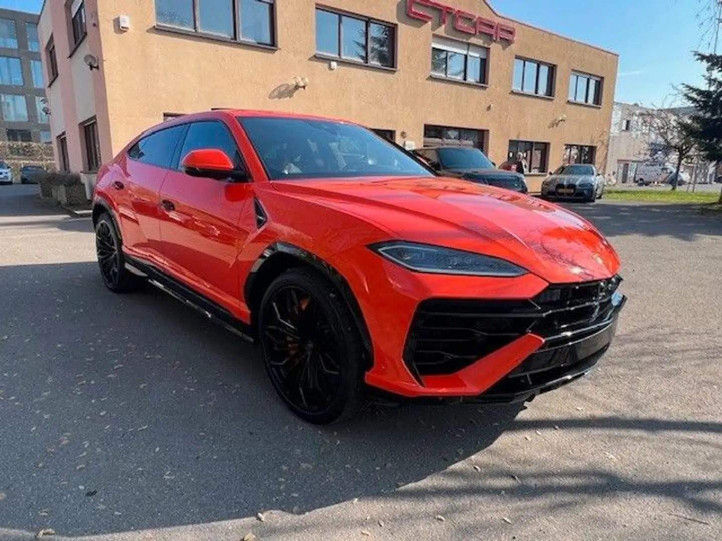 2026 Lamborghini Urus, orange, 58 km, Frankreich — Foto 11 z 12