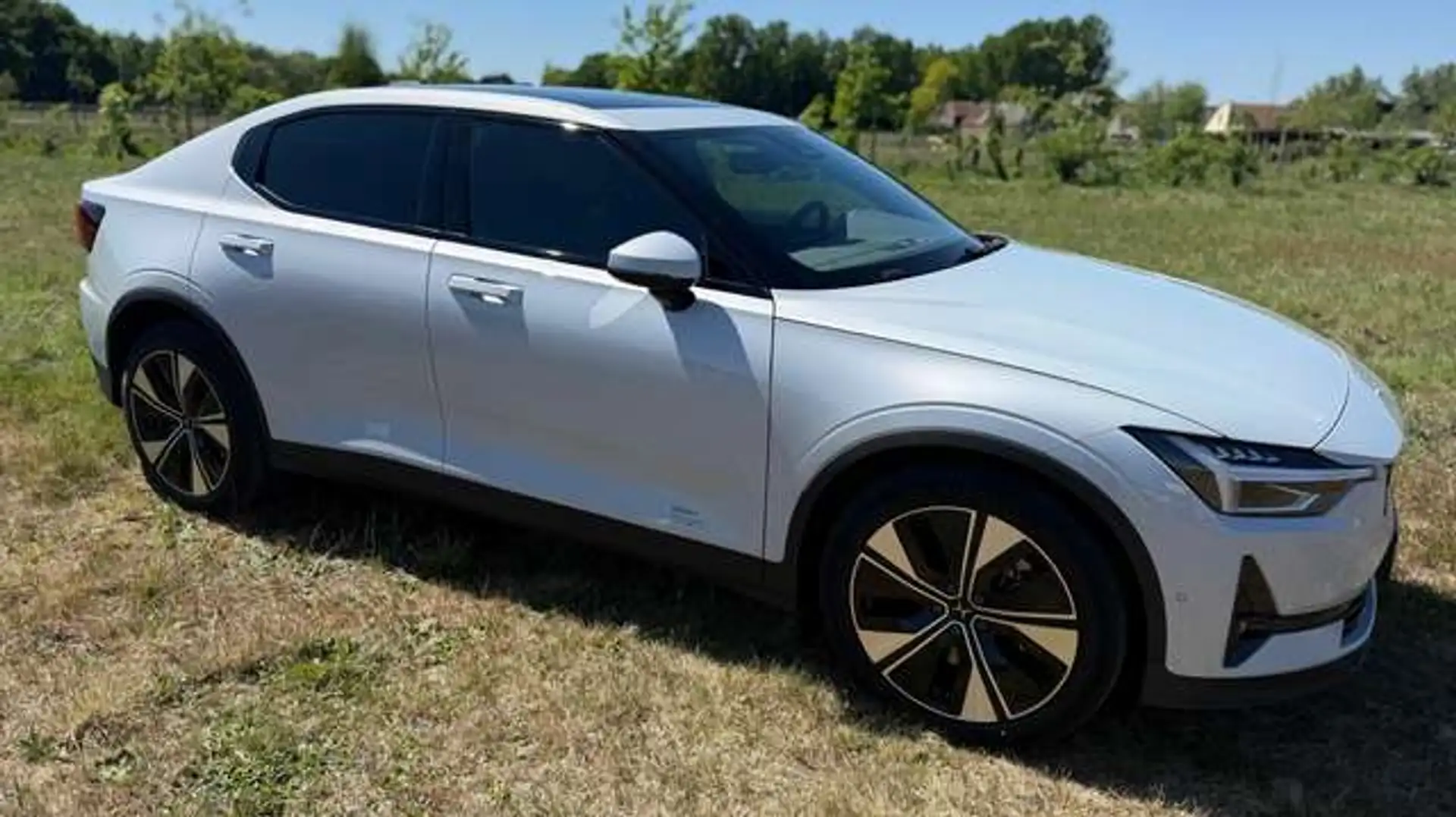 2024 Polestar 2, 92.455 km, Frankreich — Foto 3 z 12