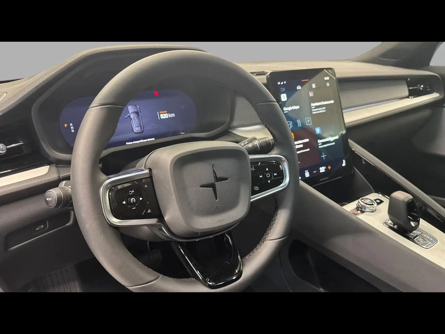 2026 Polestar 2, 4.900 km, Frankreich — Foto 9 z 12