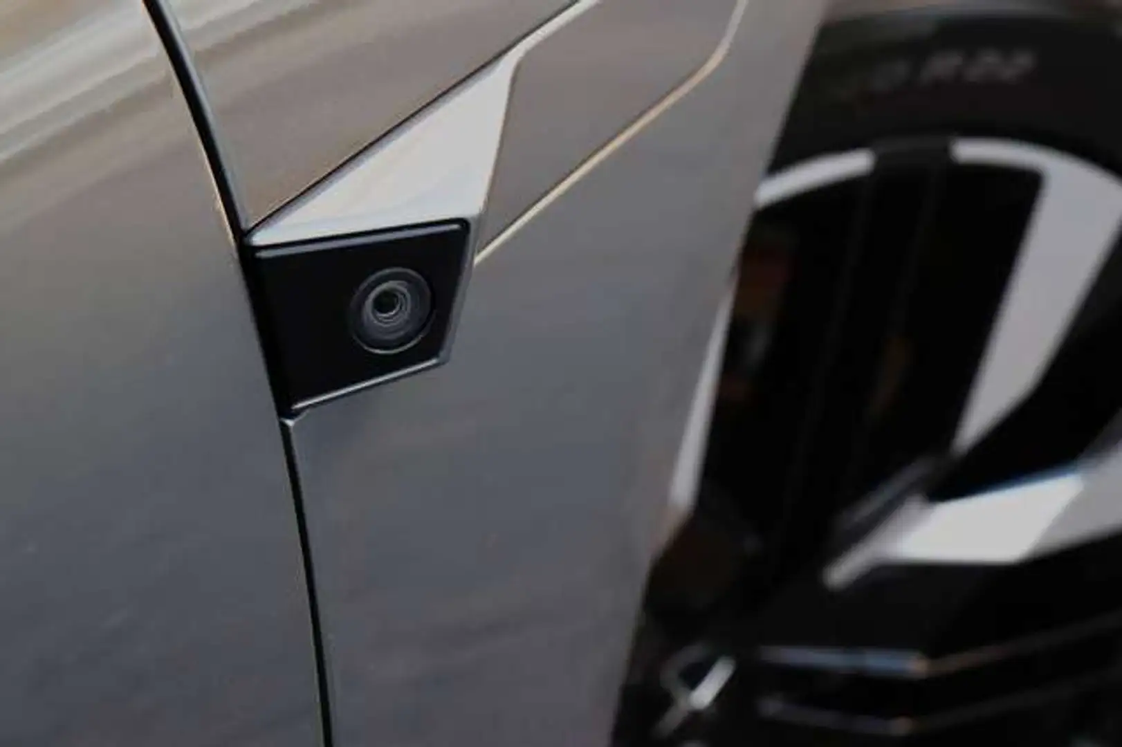 2024 Polestar 4, 39.950 km, Frankreich — Foto 11 z 12
