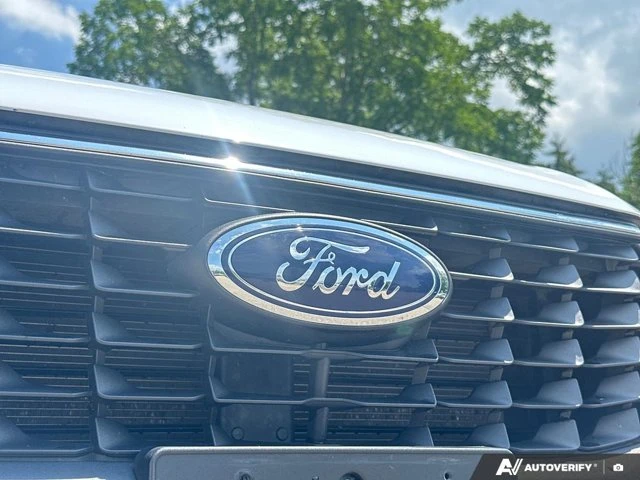2025 Ford Escape Active, weiß, 59.155 km, Import Kanada — Foto 14 z 20