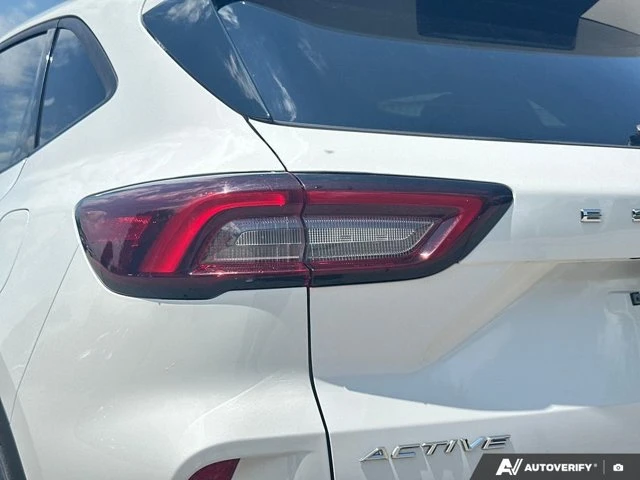 2025 Ford Escape Active, weiß, 59.155 km, Import Kanada — Foto 16 z 20