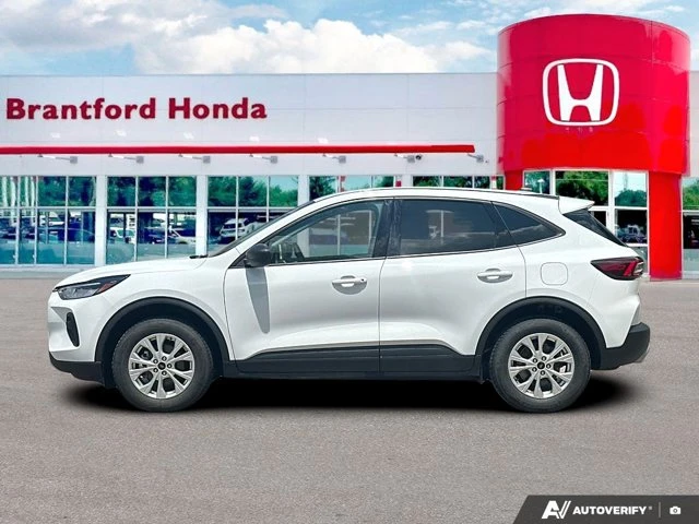 2025 Ford Escape Active, weiß, 59.155 km, Import Kanada — Foto 2 z 20