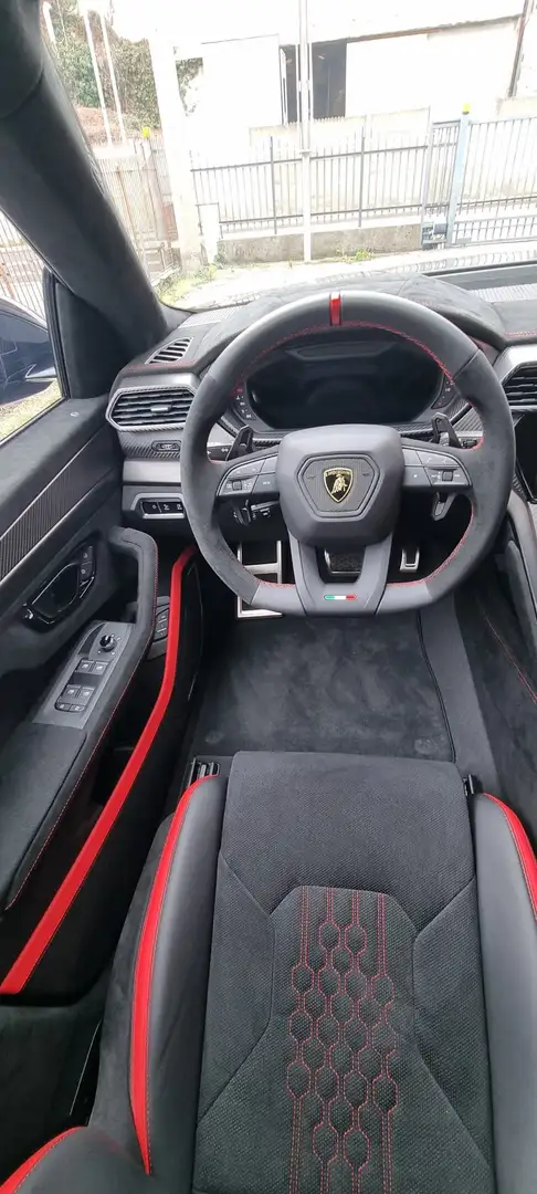 2025 Lamborghini Urus, 90 km, Italien — Foto 8 z 12