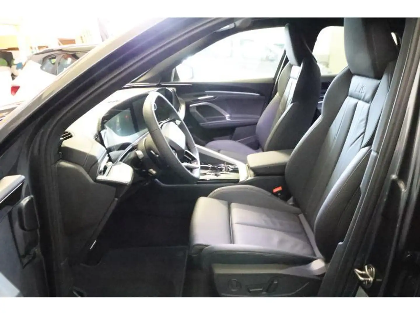 2026 Audi Q5, 12.900 km, Luxemburg — Foto 4 z 12
