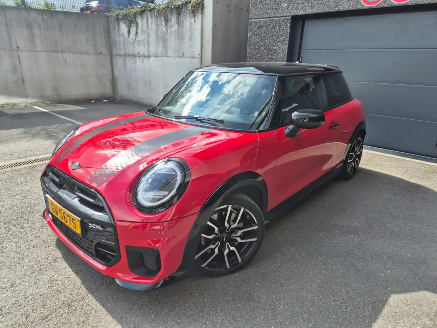 2025 MINI Cooper S, 20.000 km, Lucembursko — Foto 1